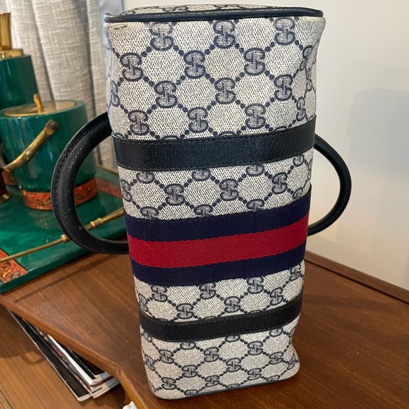 Vintage 1980s Gucci Boston Bag - Picture 4 of 10